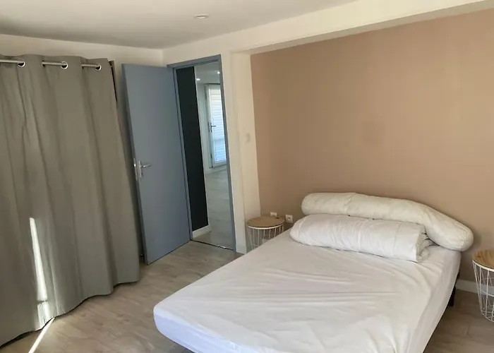 Entre La Montagne Et La Riviere Διαμέρισμα *